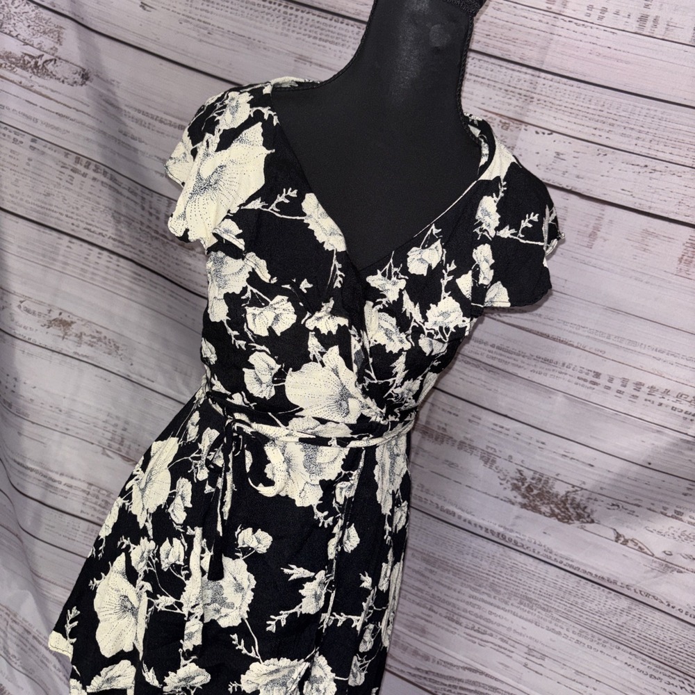 Free People Black Ruffle Floral Wrap French Quarter Mini Dress Womens XS BOHO - Picture 3 of 9